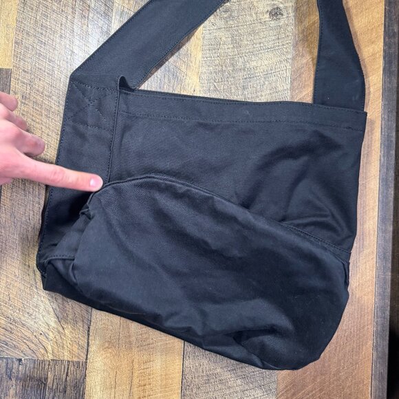 F/CE. Black Tote Bag with Inner Pocket and One shoulder strap - Picture 5 of 8